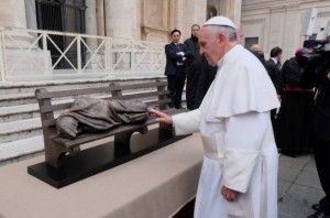 pope_francis_and_homeless_jesus.